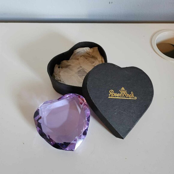 Rosenthal 24% Lead Crystal Purple Heart NIB w/Etched Engraving of Brand - Picture 5 of 5